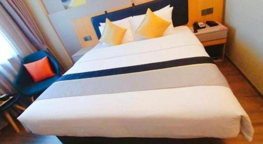 Home Inn Kunming Baita Road คุนหมิง ภายนอก รูปภาพ