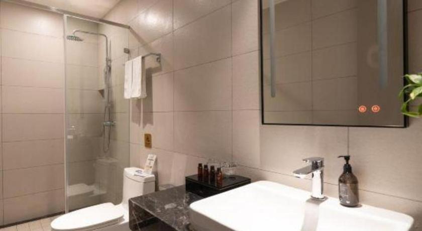 Home Inn Kunming Baita Road คุนหมิง ภายนอก รูปภาพ