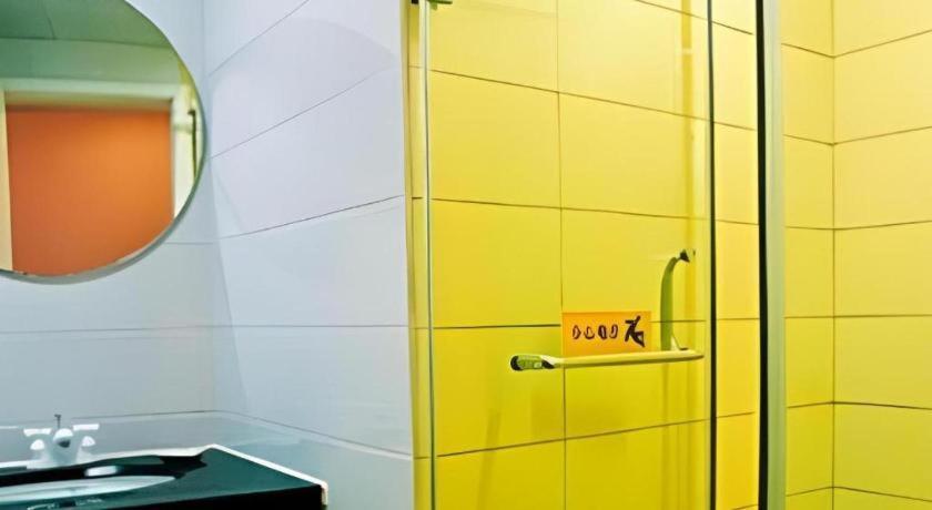 Home Inn Kunming Baita Road คุนหมิง ภายนอก รูปภาพ